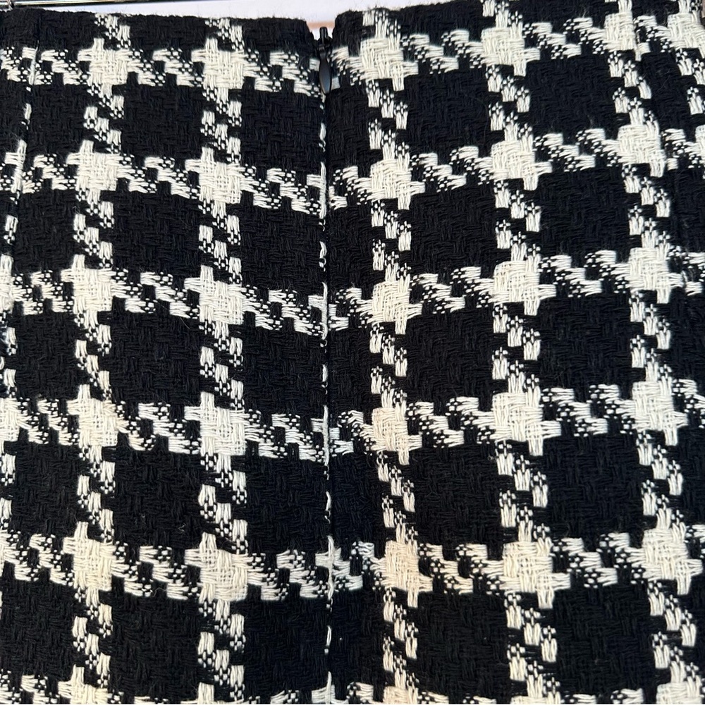 Karen Millen Tweed Skirt, Size: 4 - Picture 6 of 7